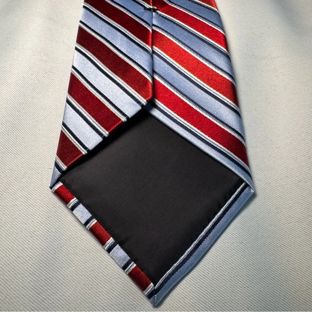 Croft & Barrow Silk Tie Red and Light Blue Striped preppy, formal, office
